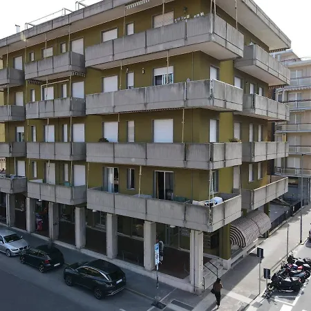Residenza Alessandria, A Due Passi Dal Mare